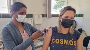 Vacina-Gripre-Marilia-Pierre-300x169 Vai Vendo Brasil Portal de Notícias