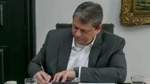 Tracisio-Fernando-Nascimento-Governo-de-SP-300x169 Vai Vendo Brasil Portal de Notícias