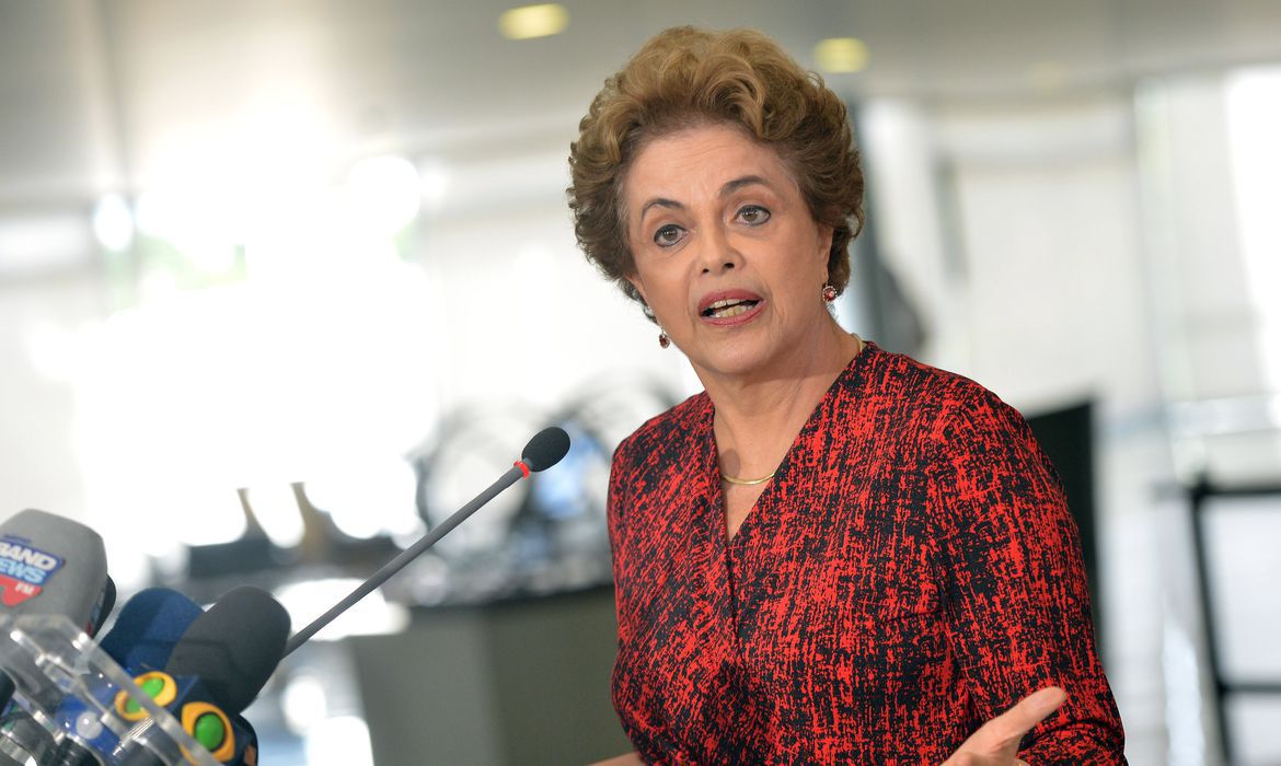 TRF-1 mantém arquivamento de ação contra Dilma por “pedaladas fiscais”