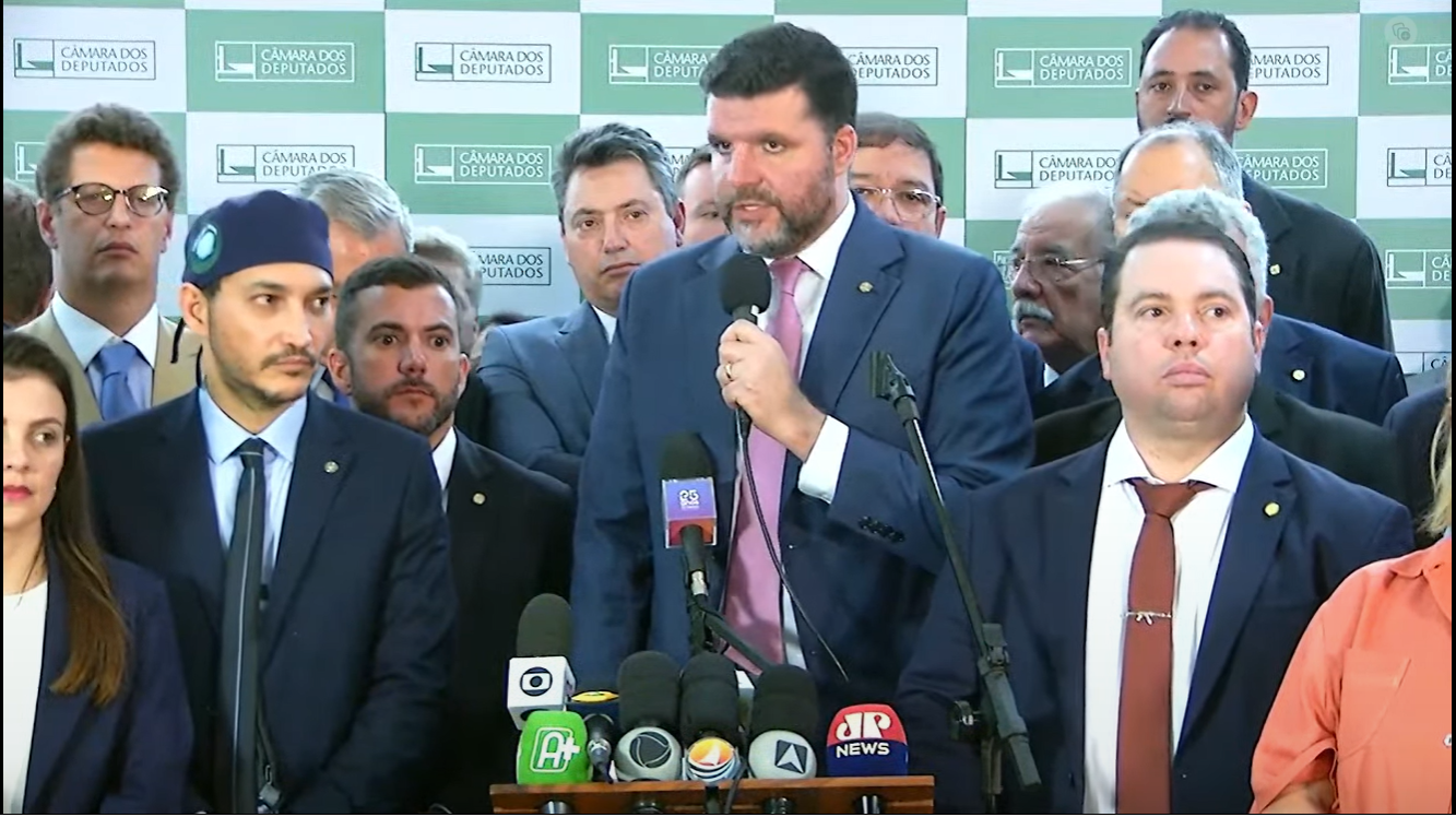 Frentes Parlamentares contra ‘usurpação de competência’ do STF