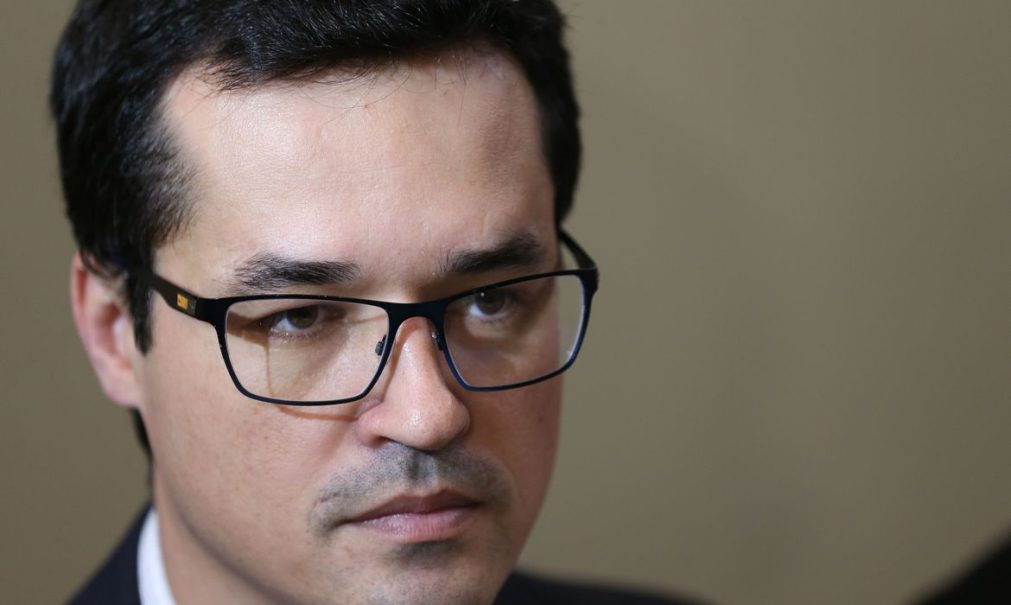 Pode até ganhar, mas pode não levar: Dallagnol lidera corrida ao Senado, mas inelegibilidade ameaça candidatura