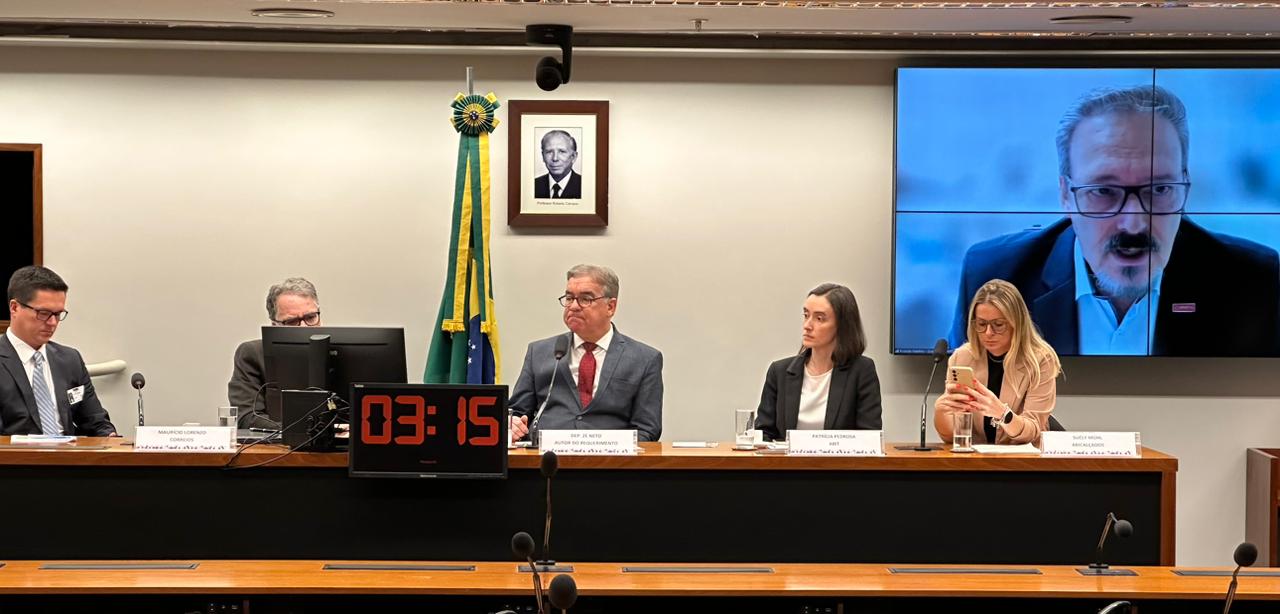 Varejo tem carga tributária de 109,9% contra 20% de concorrentes internacionais, aponta IDV/