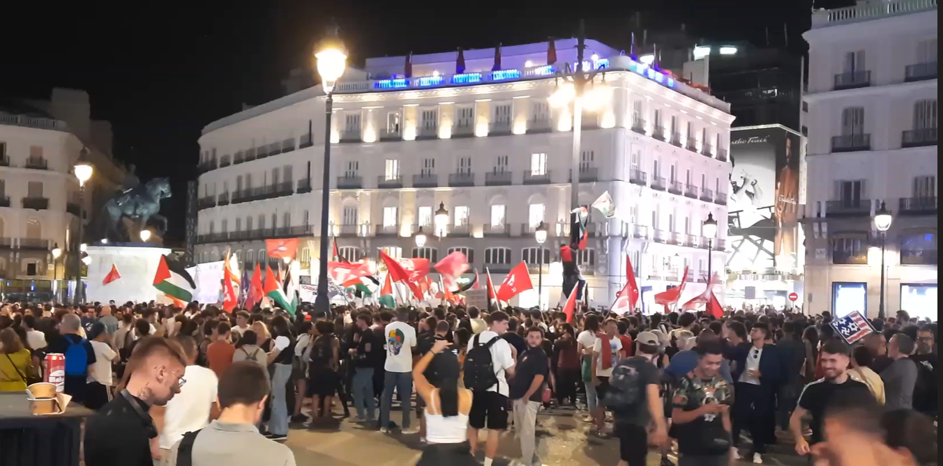 Atos de apoio aos palestinos reúnem milhares em várias partes do mundo/