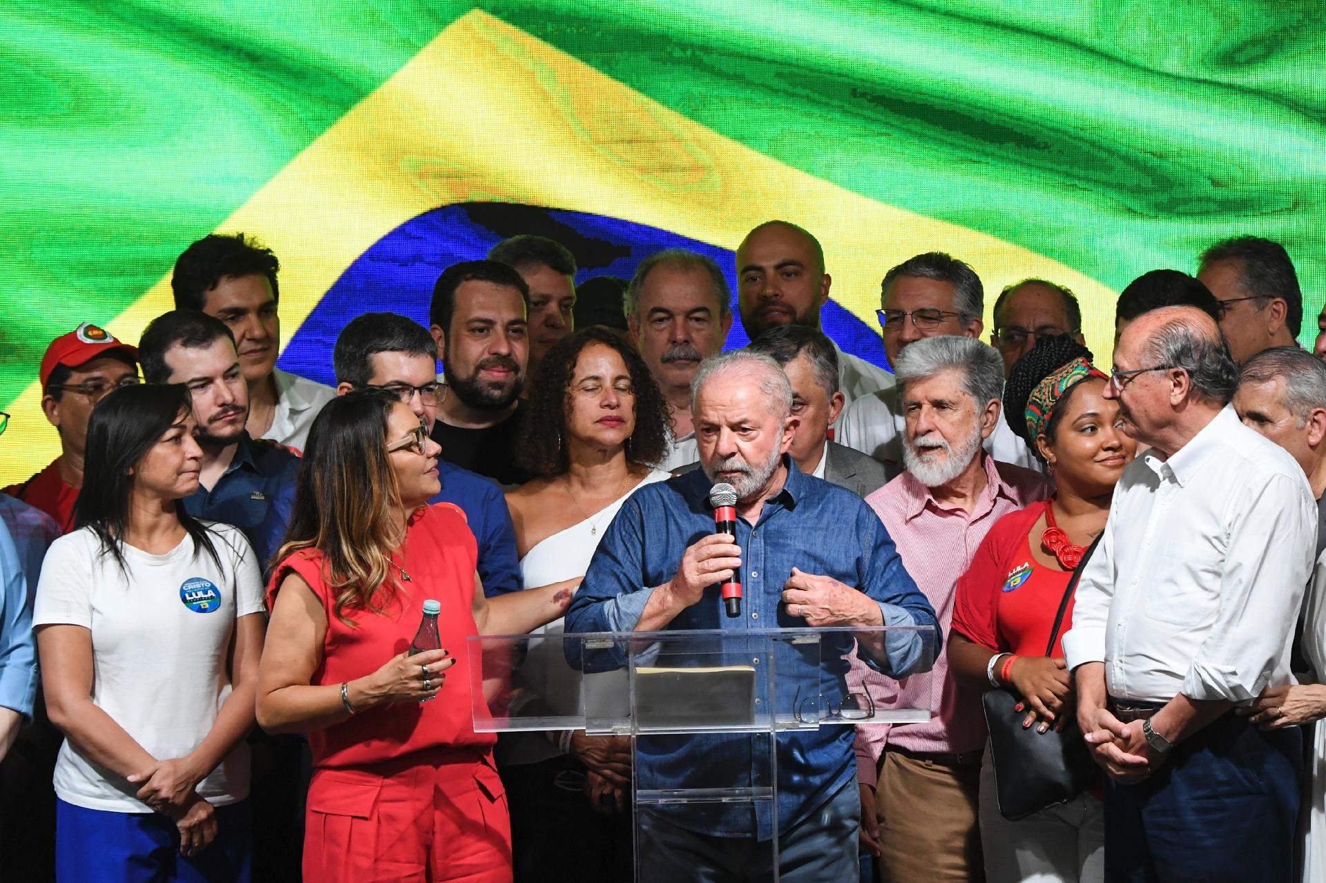 Lula faz balanço de governo e aconselha PT para eleição de 2024/