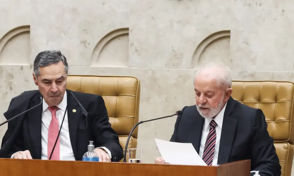 lula-1024x613 No STF, Lula defende regulação e "democradura" das redes sociais no país