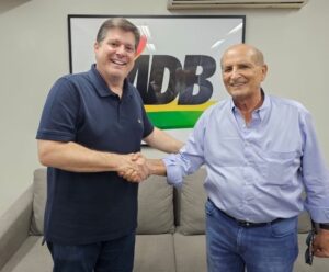 Omar-e-Baleia-100-300x248 Vai Vendo Brasil Portal de Notícias