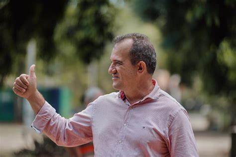 leitinho URGENTE: O Prefeito de Nova Odessa o Leitinho e o Secretário Eduardo Mota sofrem grave acidente na Rodovia Bandeirantes