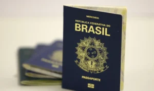 passaporte-brasileiro_mcamgo_abr_140220221818-3-300x179 Vai Vendo Brasil Portal de Notícias