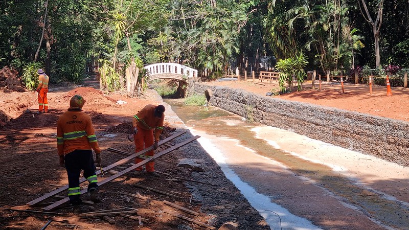 Prefeitura de Americana avança com obras de revitalização do córrego do Parque Ecológico Municipal