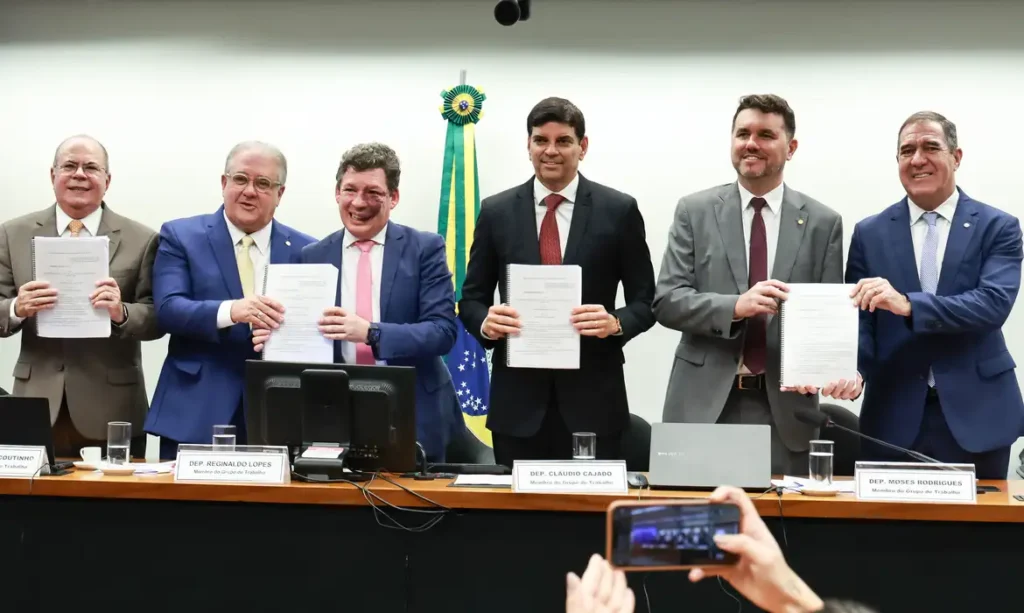 247a9062_-_copia-1024x613 Reforma tributária: grupo inclui carros elétricos no imposto seletivo