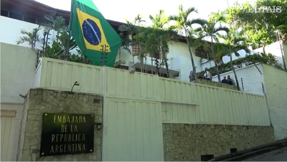 Brasil assume embaixada da Argentina na Venezuela e protegerá os seis opositores que se refugiaram lá