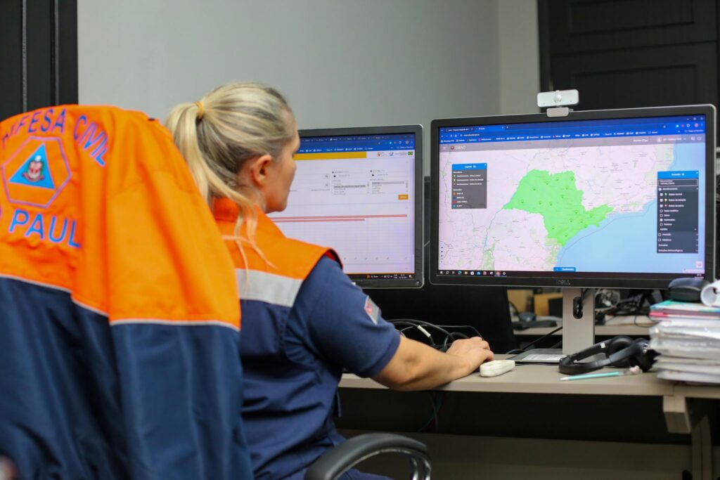 defesa-civil-1024x683 Defesa Civil alerta para fortes chuvas nos próximos dias e instala gabinete de crise