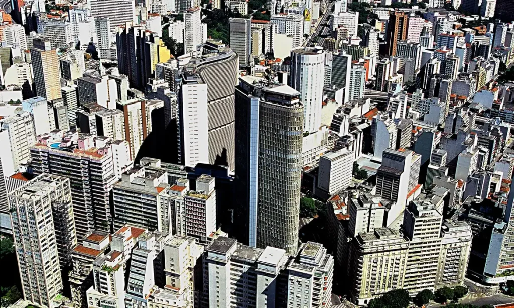 predios_sao_paulo_0-1024x613 Uma a cada cinco pessoas no Brasil mora de aluguel