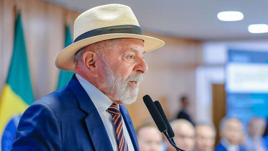 Lula Reconhece Falta de Entrega de seu Governo e Pede Paciência à População