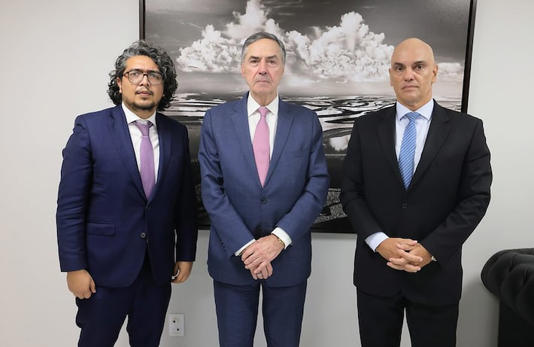 Relator da OEA visita Brasília para analisar liberdade de expressão no Brasil