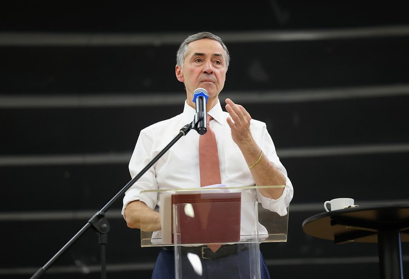 Semipresidencialismo: Uma Alternativa para a Governança no Brasil