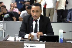 levi-300x200 Vai Vendo Brasil Portal de Notícias
