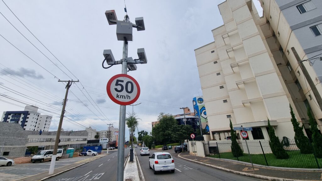 radares-1024x576 Novos radares e controle de avanço semafórico começam a operar em Americana no dia 17 de fevereiro