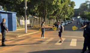 travessia-300x177 Com presença do Farolito, Prefeitura de Americana realiza ação de volta às aulas na EMEF Paulo Freire