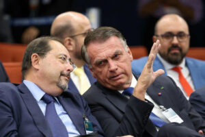 Bolso-STF-300x200 Vai Vendo Brasil Portal de Notícias