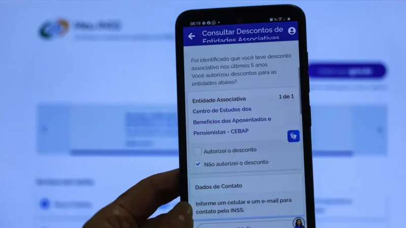 INSS começa a devolver a aposentados mensalidades associativas
