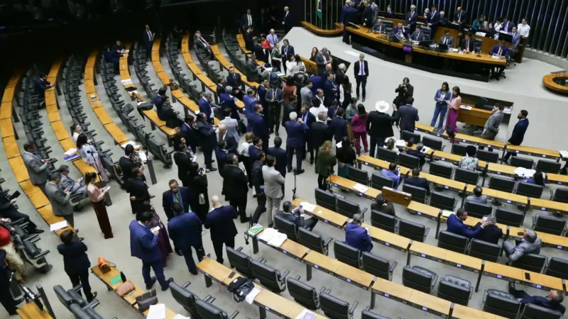 Congresso dá 10 dias para governo ter alternativa ao aumento do IOF