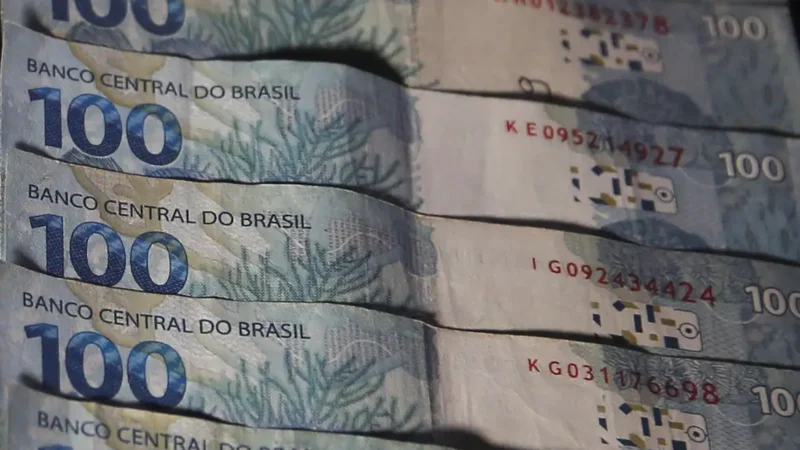 Dívida Pública sobe 1,44% em abril e supera R$ 7,6 tri