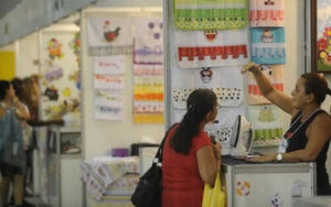 5b39d61cf1dfbf9811dacf642f73836b7bdc3dcfeaf2514b3ce074f3e22580c8-300x188 Vai Vendo Brasil Portal de Notícias