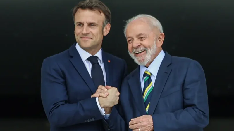 Lula pede que Macron “abra seu coração” para acordo com Mercosul