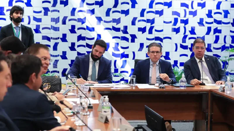 Câmara pauta urgência para derrubar decreto de IOF mesmo após reedição