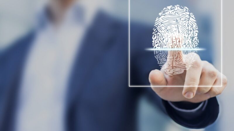 Biometria passa a ser obrigatória para acesso a benefícios sociais