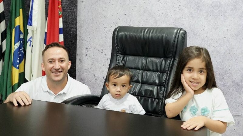Léo da Padaria encerra semestre com grandes avanços para cidade e celebra construção de mega creche em Americana
