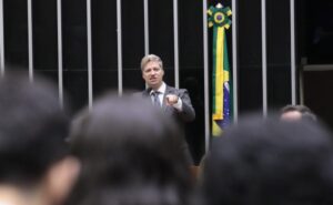 Marcel-300x185 Vai Vendo Brasil Portal de Notícias