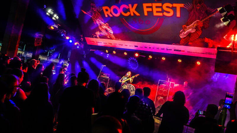 Confira a Lista de artistas completa do Santa Bárbara Rock Fest 2025; Jota Quest, CPM 22 e Titãs integram headliners
