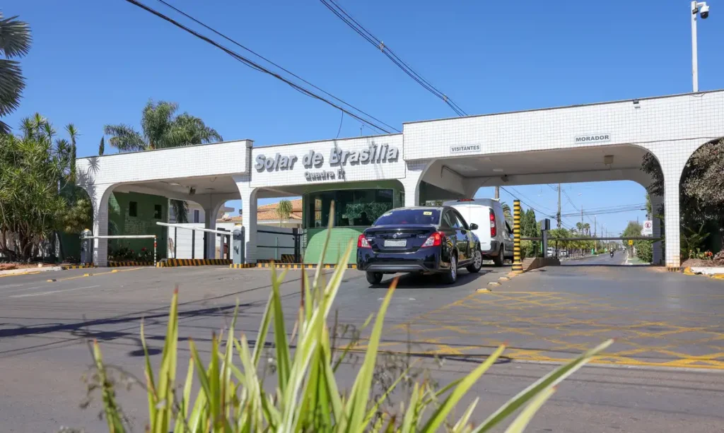 07082025-pzzb7366-1024x613 PGR é contra a presença de agentes da PF dentro da casa de Bolsonaro