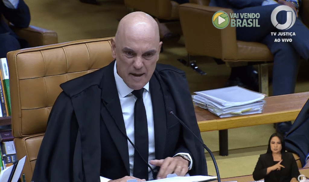 Alexandre-de-Moraes-1024x605 Alexandre de Moraes dobra a aposta: discurso reforça enfrentamento e rejeita pressões externas