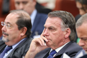 Bolsonaro-STF-300x200 Vai Vendo Brasil Portal de Notícias