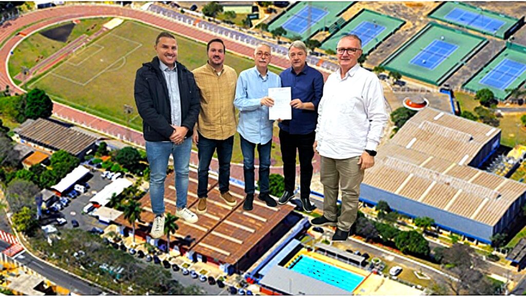 Leco-Centro-civico-com-Prefeito-1024x579 Moção do Vereador Leco Soares Leva Governo do Estado a se Manifestar Favorável à Doação da Área do Centro Cívico para Americana