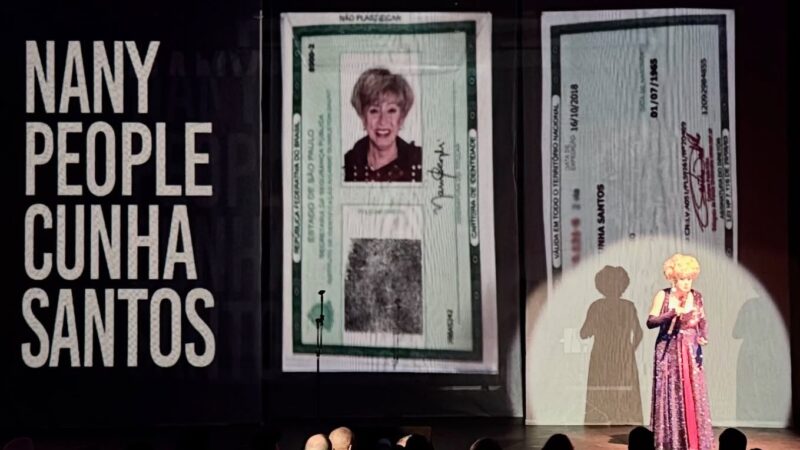 Nany People em Americana com espetáculo autobiográfico no Teatro Municipal