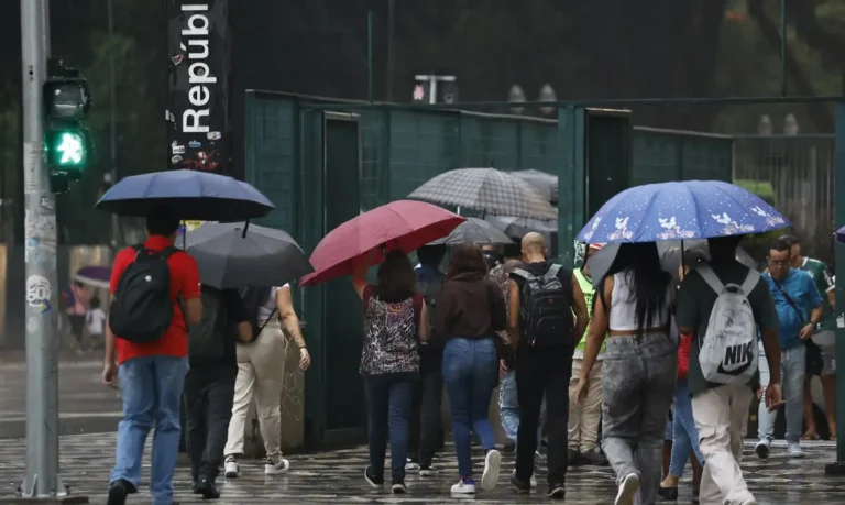 chuva_mudanca_tempo_02-768x459 Vai Vendo Brasil Portal de Notícias