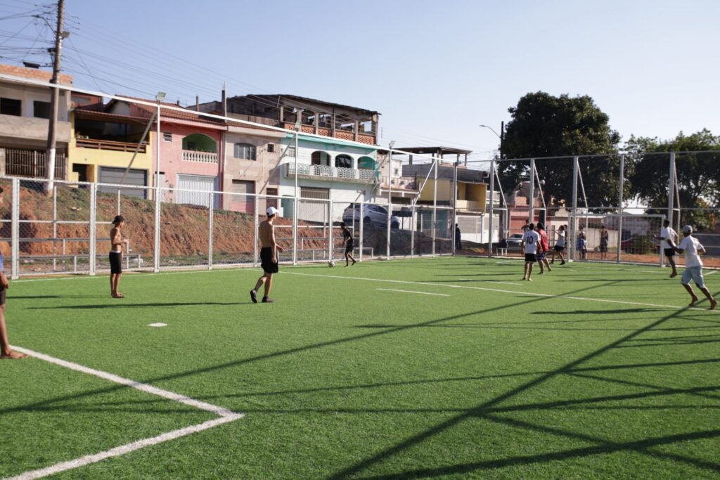 Campo-de-Futebol-1024x683 Tecnologia vestível pode ser aliada na recuperação de lesões no joelho em atletas