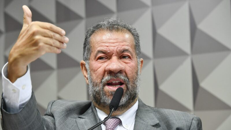 CPMI do INSS ouve ex-ministro Carlos Lupi nesta segunda-feira em investigação sobre fraudes previdenciárias