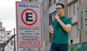 brochi-azul-300x176 Vai Vendo Brasil Portal de Notícias