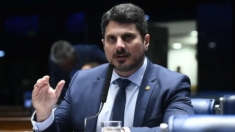 Senado oficializa afastamento de Marcos do Val por 115 dias