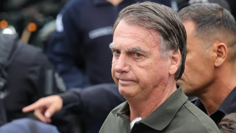 GDF pede a Moraes laudo médico antes de eventual prisão de Bolsonaro