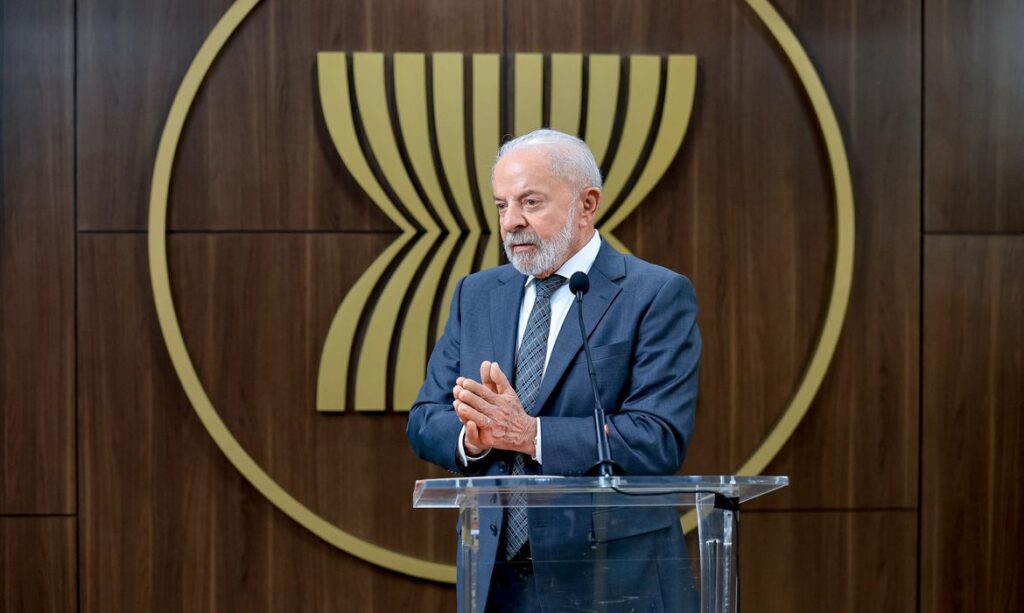 Lula-Indonesia-1024x613 Lula quer convencer Trump a livrar a cara dos ministros do STF