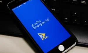 auxilio_emergencial_2804217522-300x179 Vai Vendo Brasil Portal de Notícias