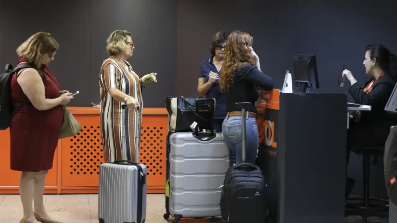 Câmara vota hoje urgência de PL sobre cobrança por bagagem de mão