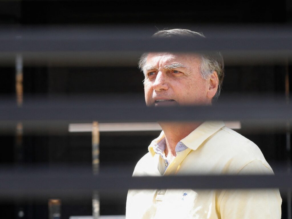 Bolsonaro-1024x768 Ex-presidente Jair Bolsonaro é preso na manhã deste sábado (22) por ordem de Alexandre de Moraes