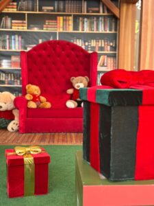 Cadeira-Ursinho-Shopping-225x300 Americana Shopping celebra seu primeiro Natal com campanha especial e a chegada do Papai Noel